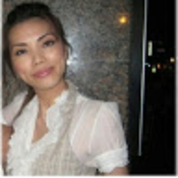 Meet your Posher, Sophie - Picture 1 of 2